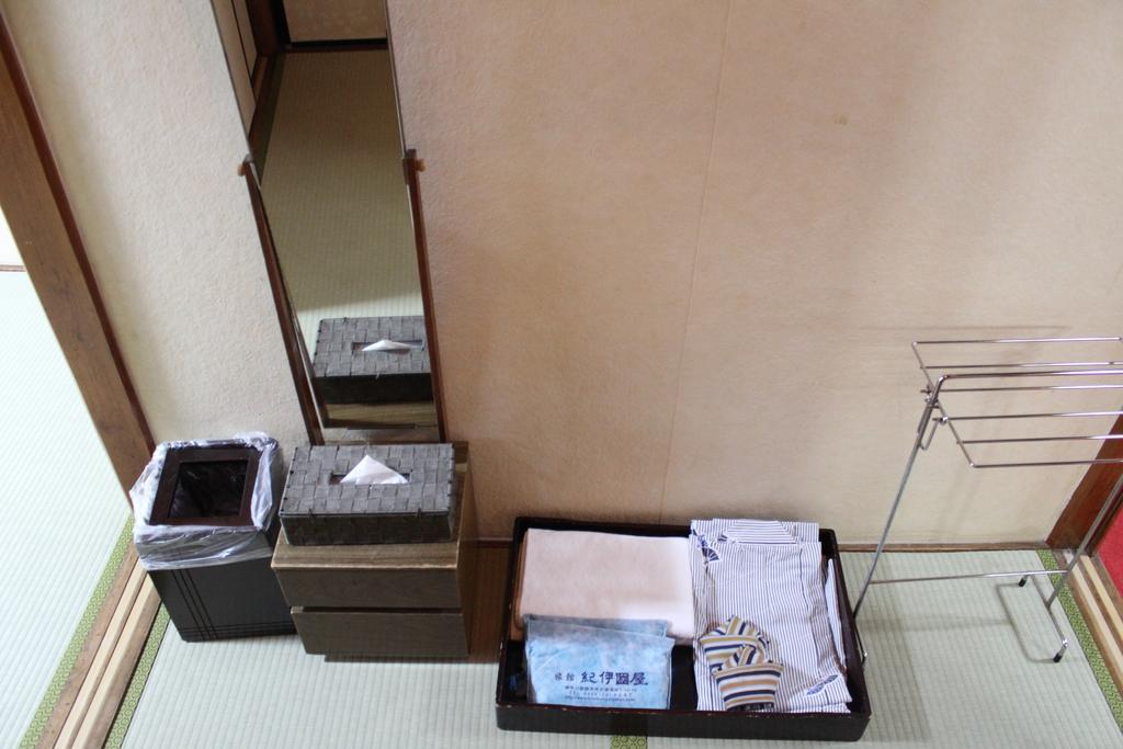 Kinokuniya Ryokan Fujisawa Exteriör bild