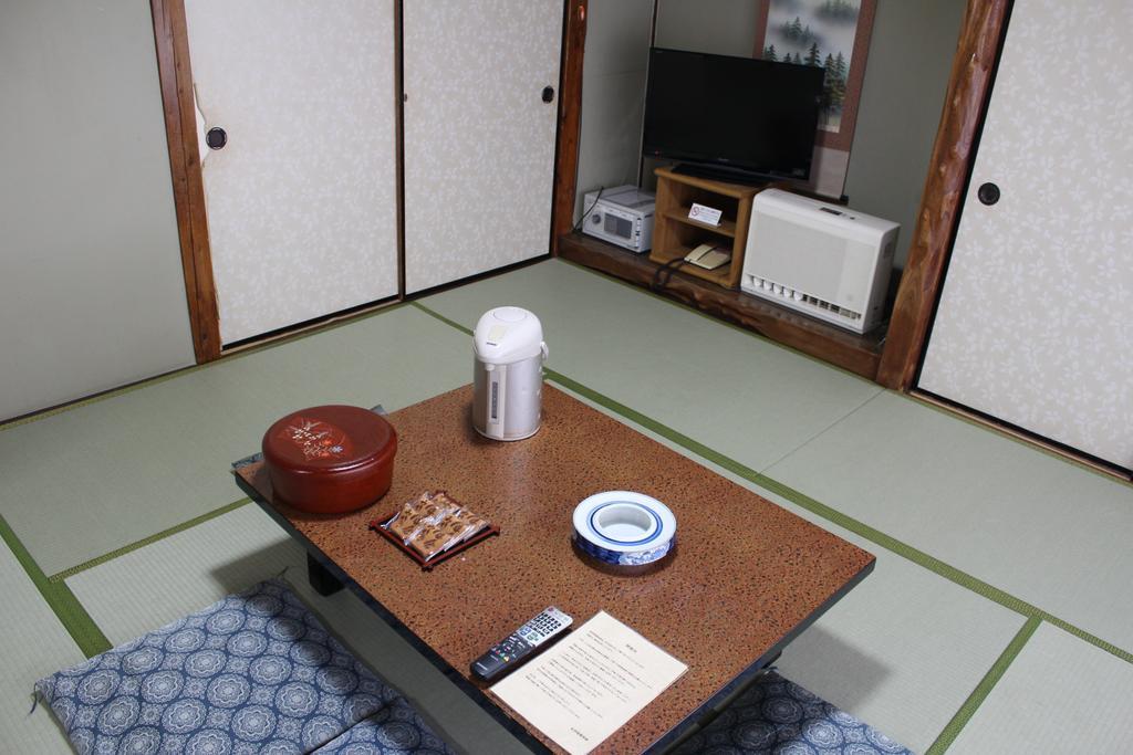 Kinokuniya Ryokan Fujisawa Exteriör bild